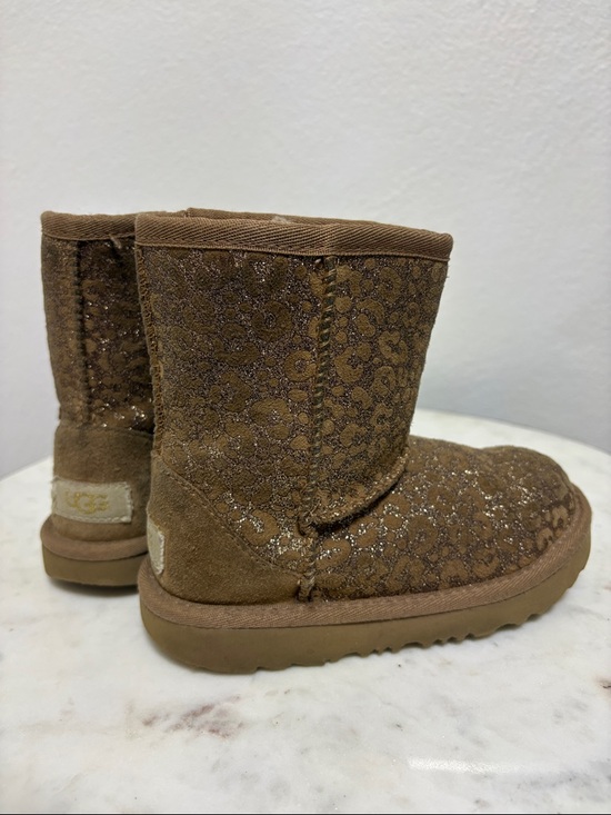 UGG Other - UGG Chestnut Glitter Leopard Short Boot
